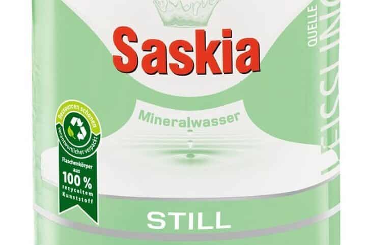 PET-Flasche Saskia Miwa Still aus R-PET