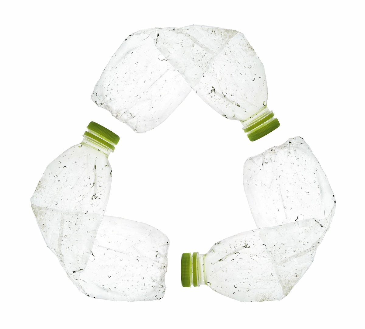 PET-Flaschen bilden Recycling-Symbol